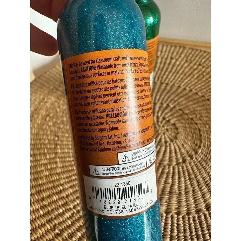 Sargent Art Washable Glitter Glue green and blue